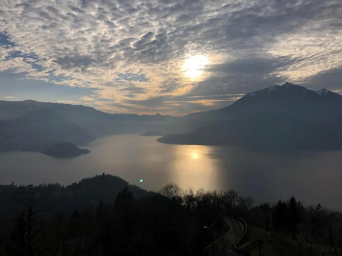 Punto Di Vista - A Real Paradise Перледо 0*,